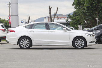 2018款蒙迪欧2.0T自动时尚型EcoBoost 200