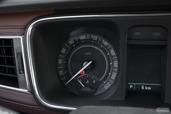 2017款GL8 2.5L自动舒适型