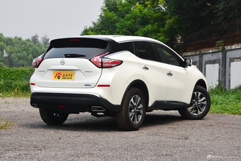 2019款楼兰2.5L自动XL智联豪华版