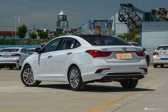 2017款名图1.8L自动智能型GLS