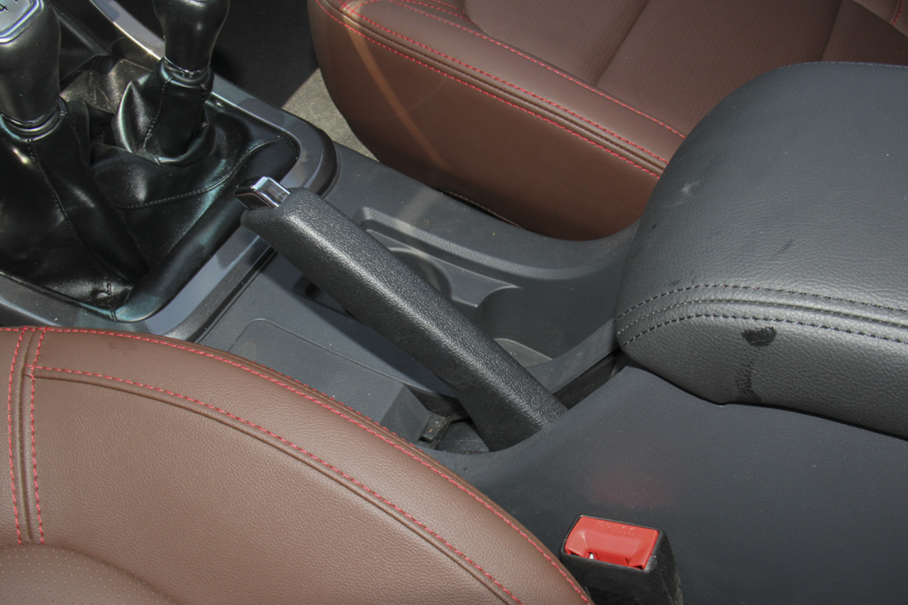 2018款庆铃TAGA 3.0T手动四驱豪华版