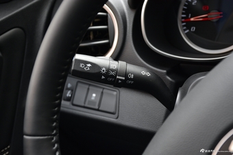 2019款奔腾X40 1.6L自动互联智享型