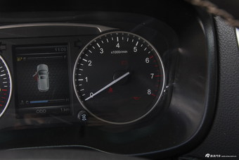 2018款斯威X7改款1.5T手动豪华互联版7座