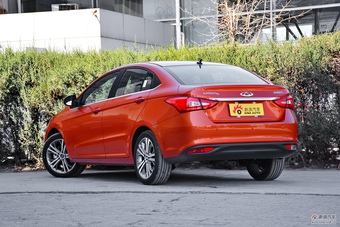 2017款艾瑞泽5 1.5L自动尊贵版