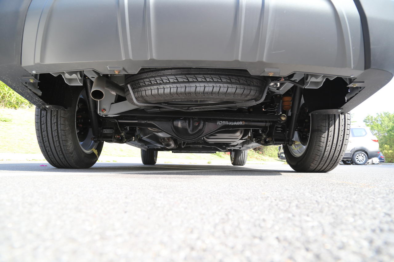 2017款启腾V60 1.5L手动舒适型