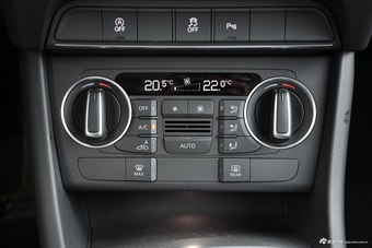 2017款奥迪Q3 1.4T自动30 TFSI时尚型