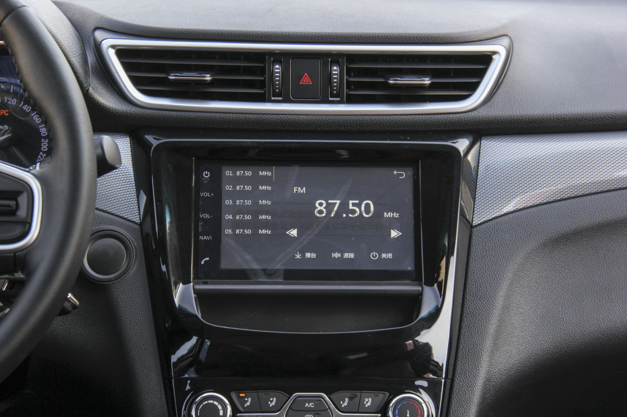 2018款开瑞K60 1.5L手动豪华型