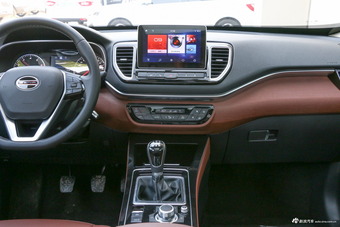 2018款森雅R9 1.2T手动豪华智尚型