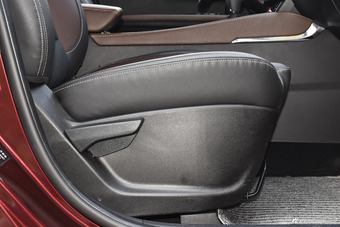 2017款斯威X7 1.5T自动智尊型