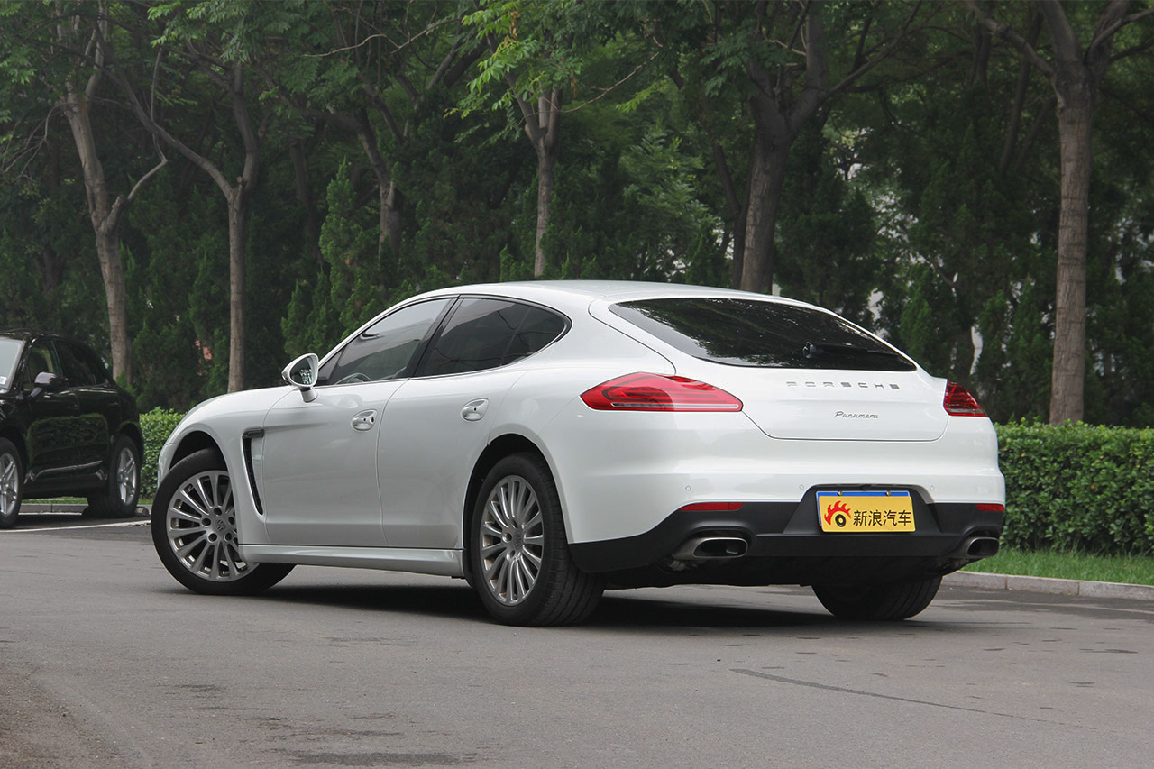 2014款保时捷Panamera 3.0T