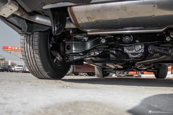 2017款楼兰2.5L自动S/C XE HEV混动四驱尊尚版