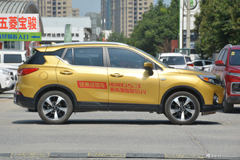 2017款传祺GS3 200T 1.3T自动尊贵版