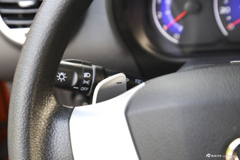 2016款吉利熊猫1.0L AMT酷趣版