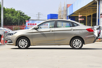 2016款悦翔V7 1.6L自动乐享型国IV