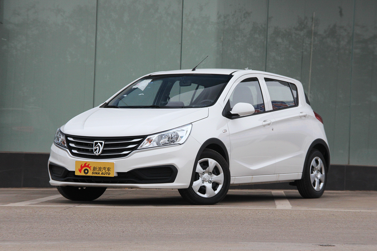 2016款宝骏310 1.2L手动舒适型