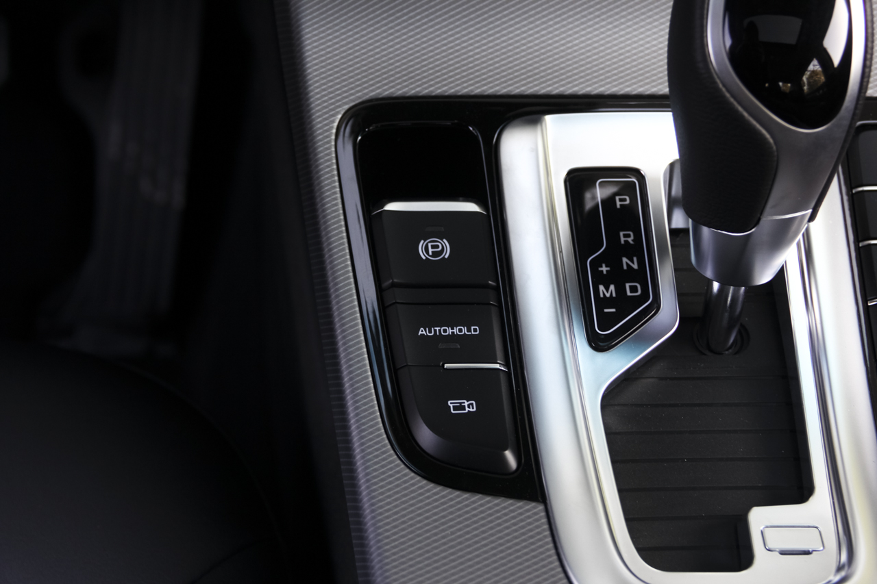 2018款吉利帝豪GL 1.4T自动尊贵智联型