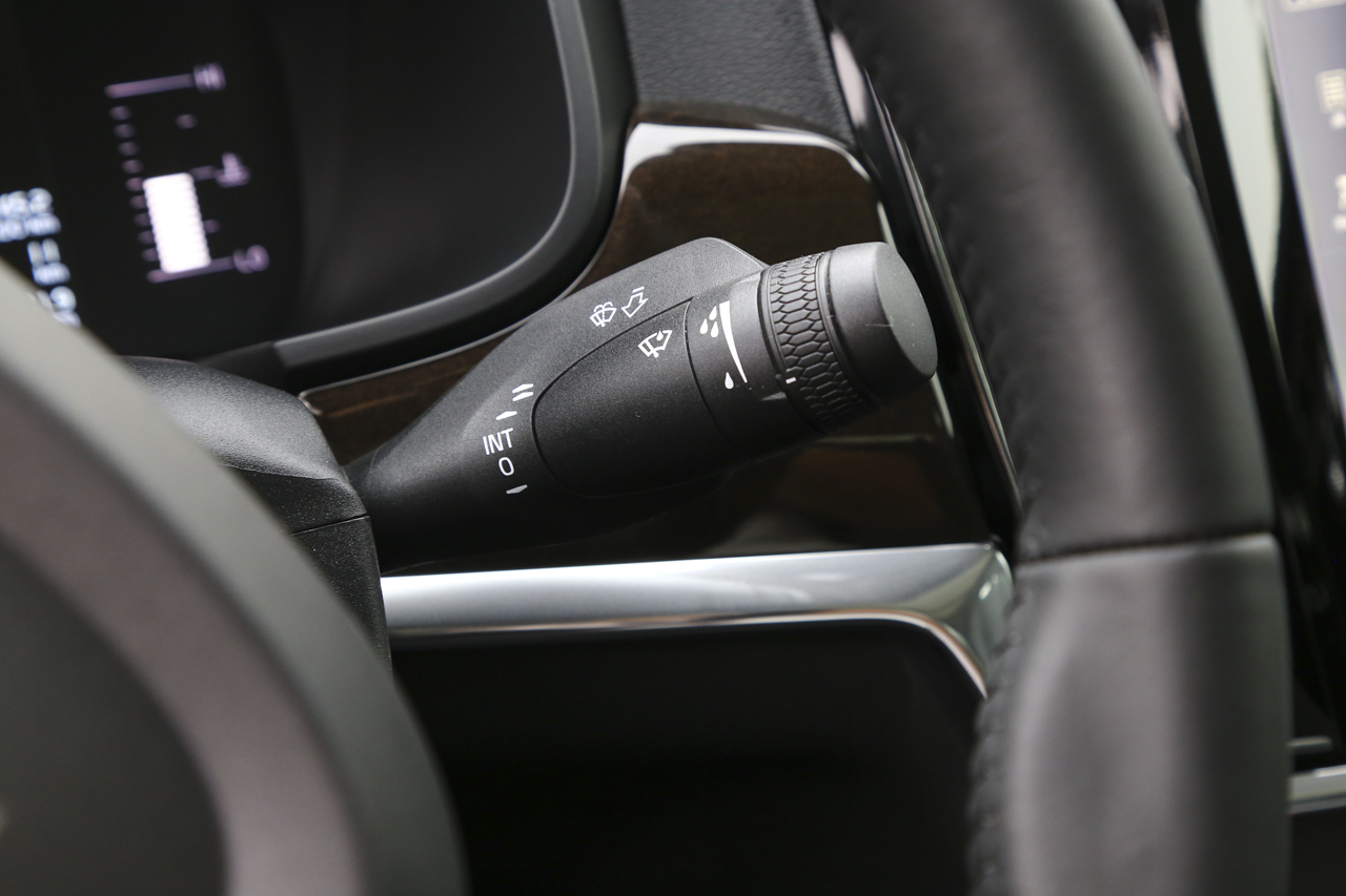  2018款沃尔沃S90 2.0T自动T4智远版