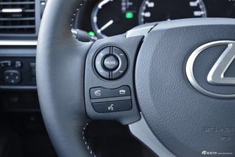 2017款雷克萨斯CT200h 舒适版单色