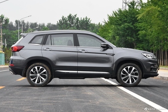 2018款长安CS75 1.5T自动雅智型