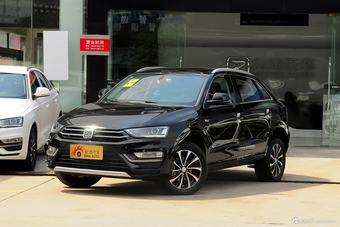 2016款众泰SR7 1.5T自动魔方之心版图片