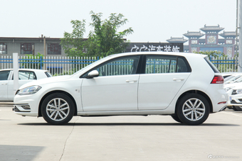 2018款高尔夫1.4T自动舒适型230TSI