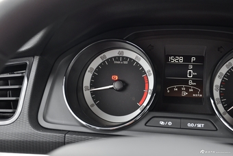 2018款柯米克1.5L自动标准版 