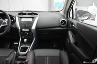 2017款比亚迪元1.5L自动酷炫时尚型