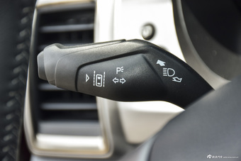 2016款撼路者2.0T自动两驱豪华版汽油