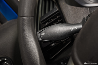 2013款翼搏1.5L自动风尚型 情调蓝