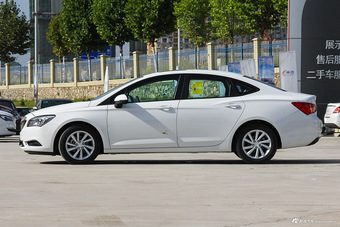 2016款威朗轿跑1.5L自动进取型15S