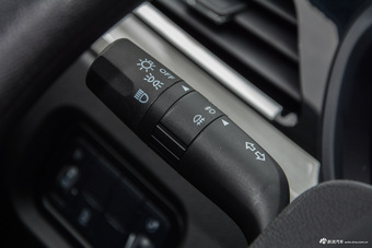 2018款海马S5青春版 1.6L手动豪华型