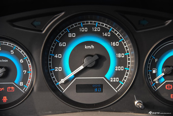 2015款V3菱悦 1.5L 手动风采版