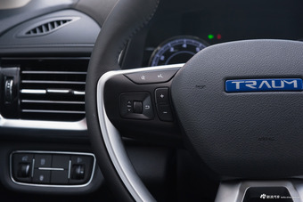  2018款君马SEEK 5 1.5T自动领智版