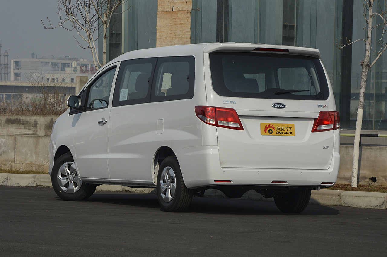 2017款瑞风M4 2.0T手动舒适型