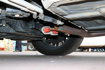 2017款比亚迪唐 全时四驱豪雅型