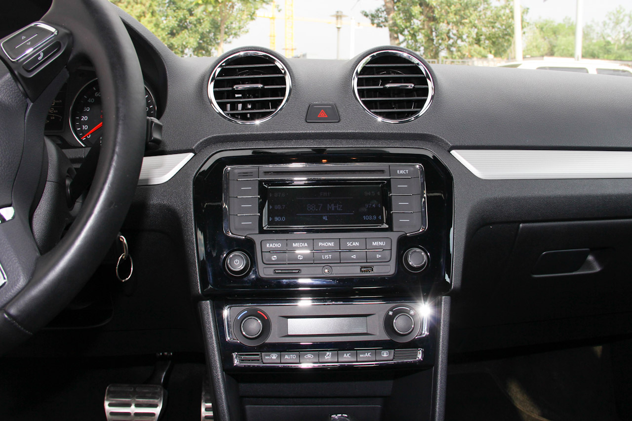 2015款捷达质惠版1.4T自动运动型