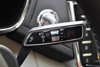 2017款林肯大陆3.0T自动四驱总统版