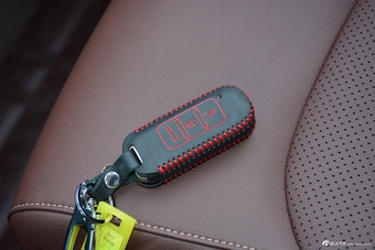 2017款宝骏560 1.5T DCT旗舰型