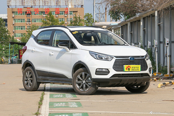 2018款比亚迪元EV360 智联炫酷型