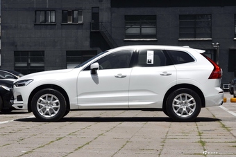 2019款沃尔沃XC60 2.0T自动四驱T5智逸版