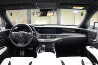 2018款雷克萨斯LS 3.5L自动500h F-SPORT 