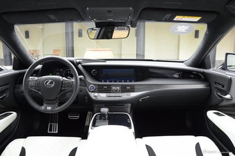 2018款雷克萨斯LS 3.5L自动500h F-SPORT国V图片