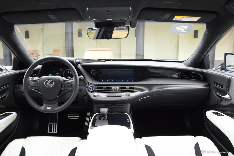 2018款雷克萨斯LS 3.5L自动500h F-SPORT 