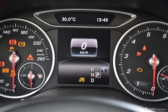 2017款奔驰B级B200 1.6T自动豪华型