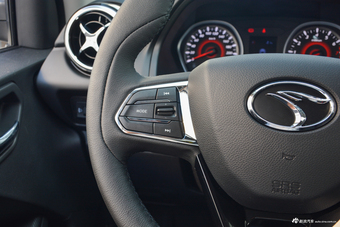 2018款东南DX3 1.5L手动豪华型