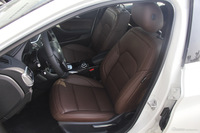 2017款英菲尼迪QX30 1.6T自动两驱时尚版