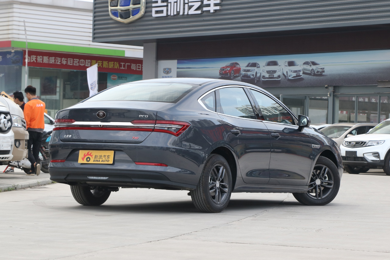 2019款秦Pro 1.5TI自动智联锋尚型