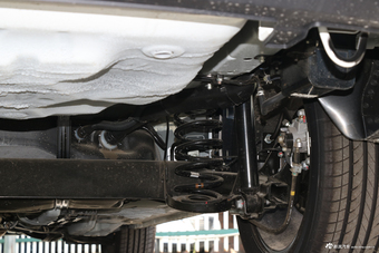 2018款骏派CX65 1.5L手动智联豪华型