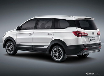 2017款北汽威旺M60