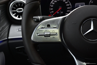 2018款奔驰CLS级2.0T自动300 豪华型